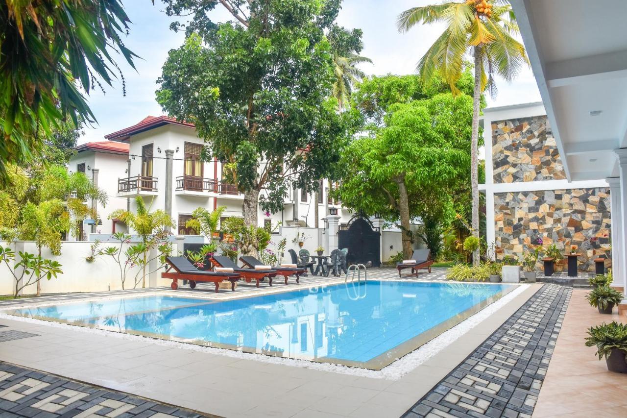 Villa De White Sambur Hikkaduwa Esterno foto