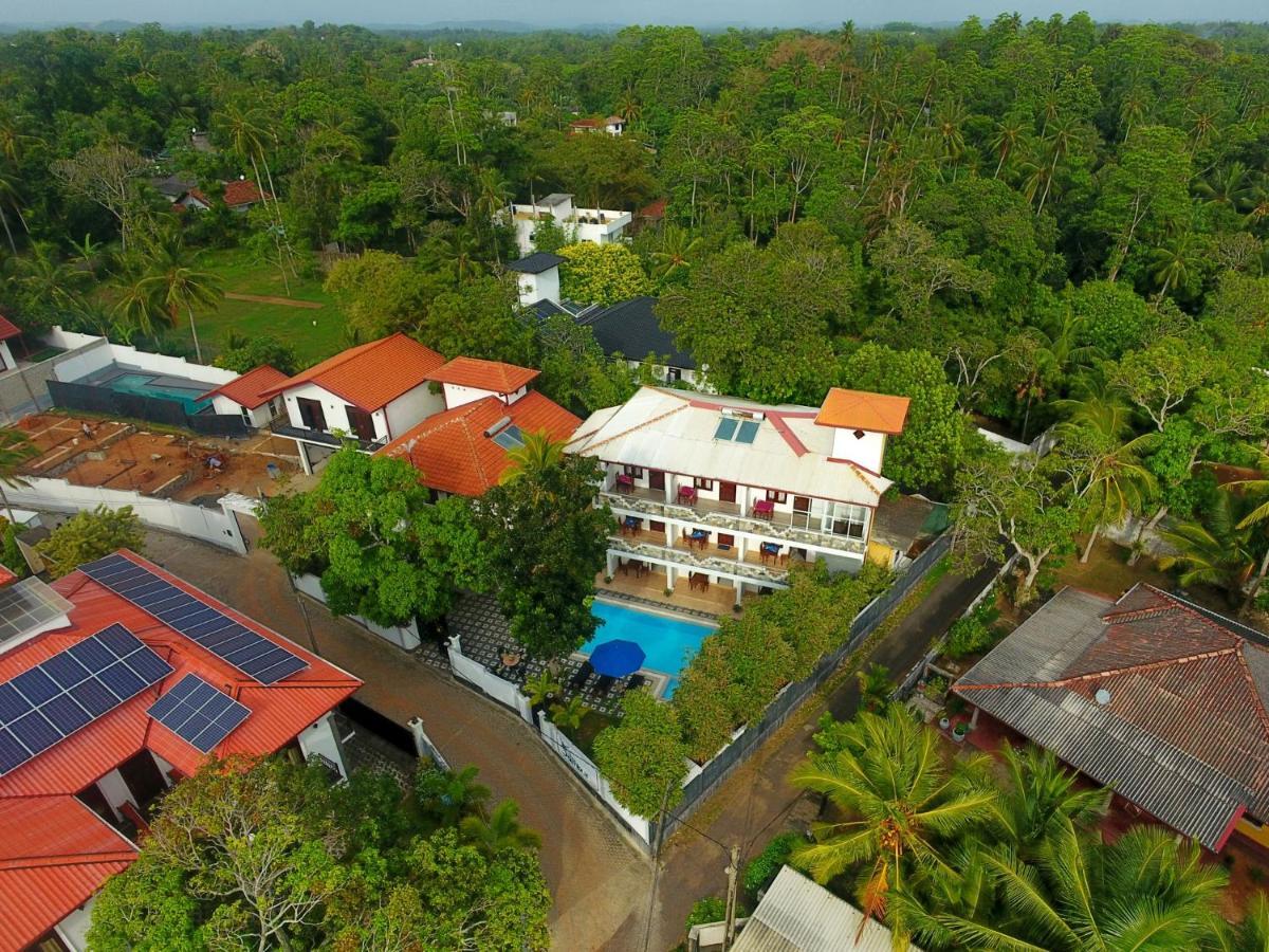 Villa De White Sambur Hikkaduwa Esterno foto
