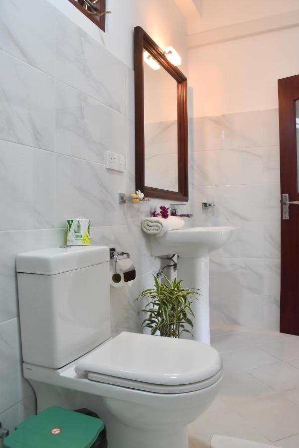 Villa De White Sambur Hikkaduwa Esterno foto
