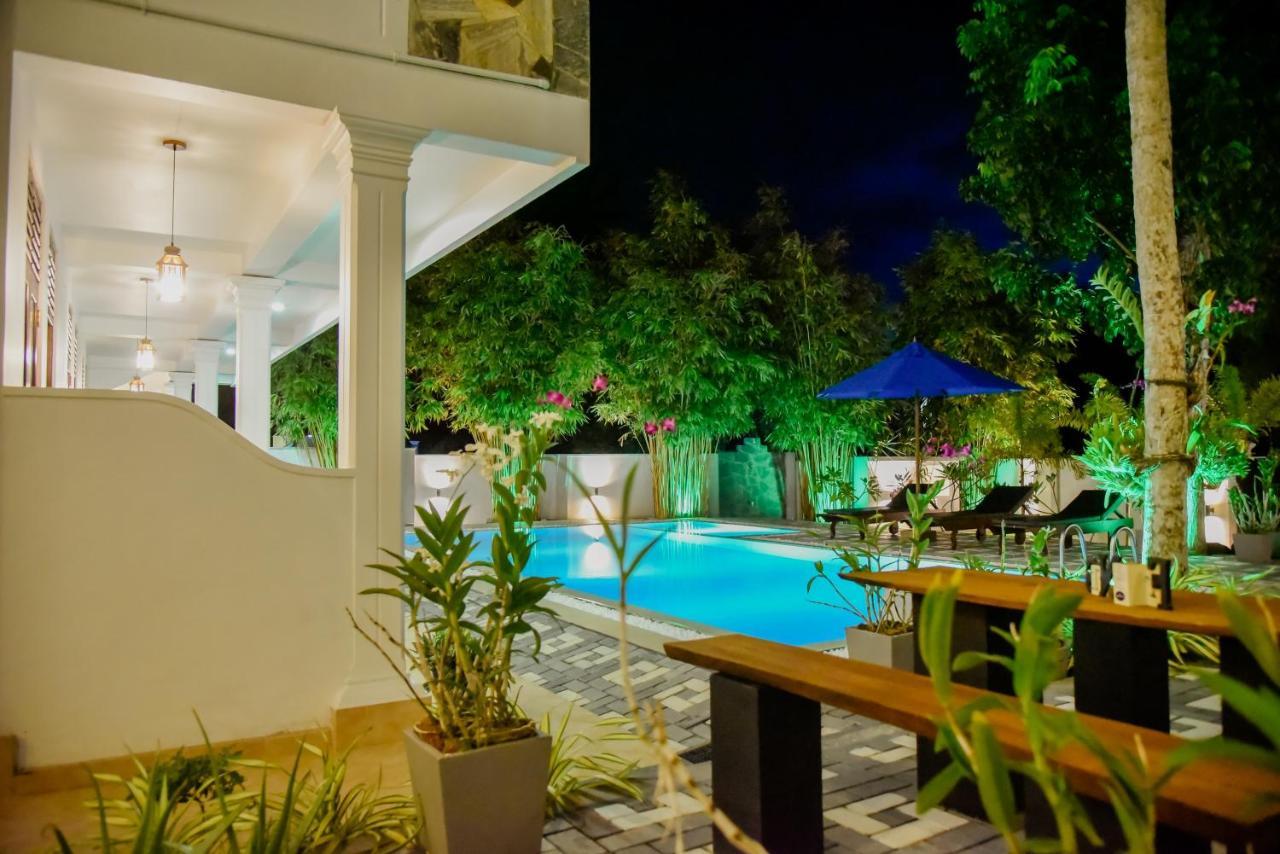 Villa De White Sambur Hikkaduwa Esterno foto