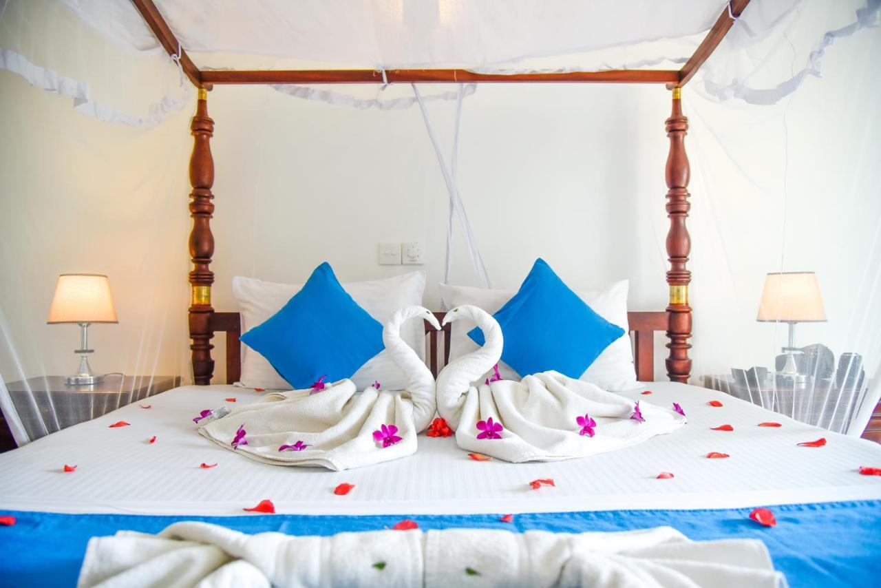 Villa De White Sambur Hikkaduwa Esterno foto